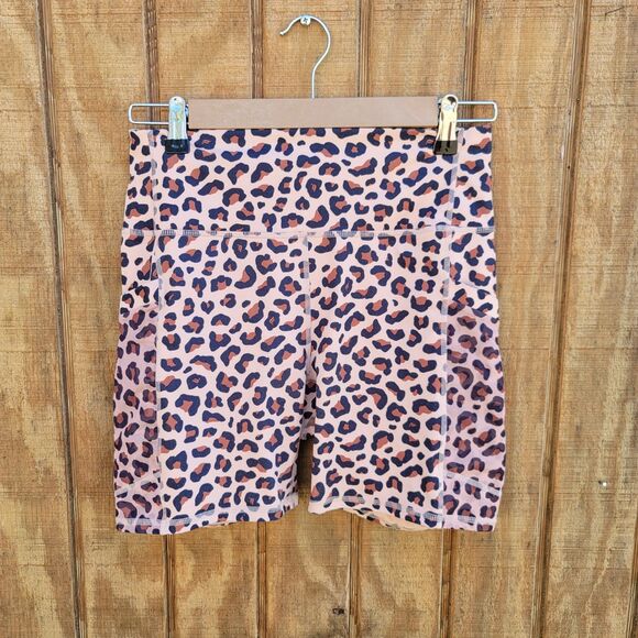Fabletics PowerHold Cheetah Print Shorts NO SIZE TAG Used Fabletics Size Chart - Picture 1 of 12